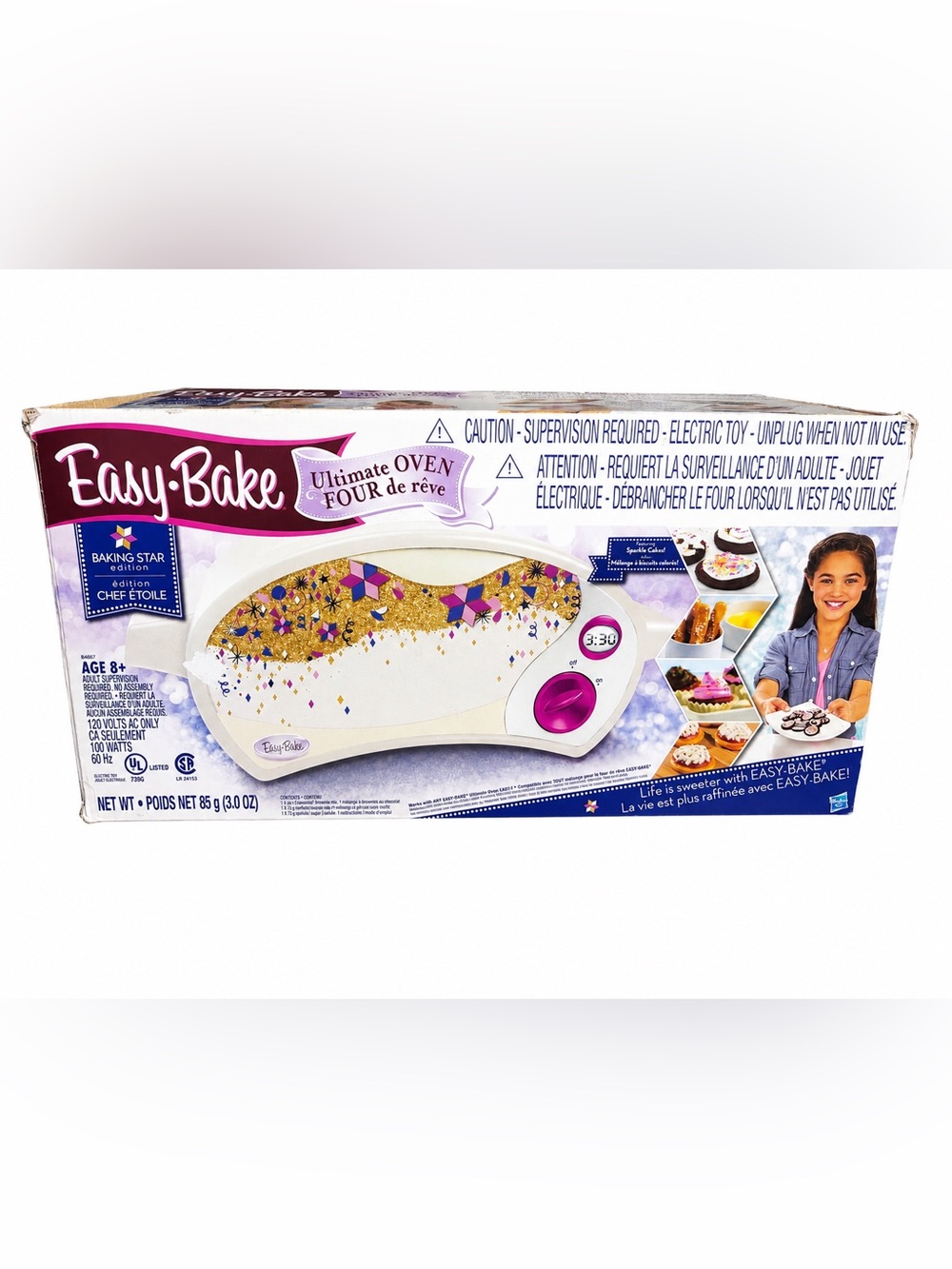 Hasbro Easy-Bake Ultimate Oven in White with Gold and Pink Accents